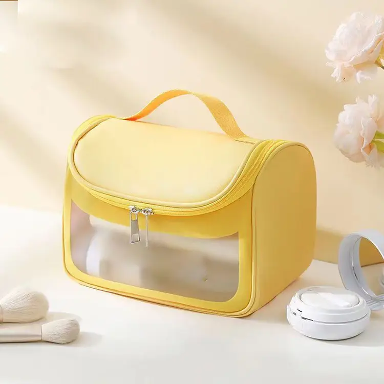 bright-hanging-toiletry-bag (2)